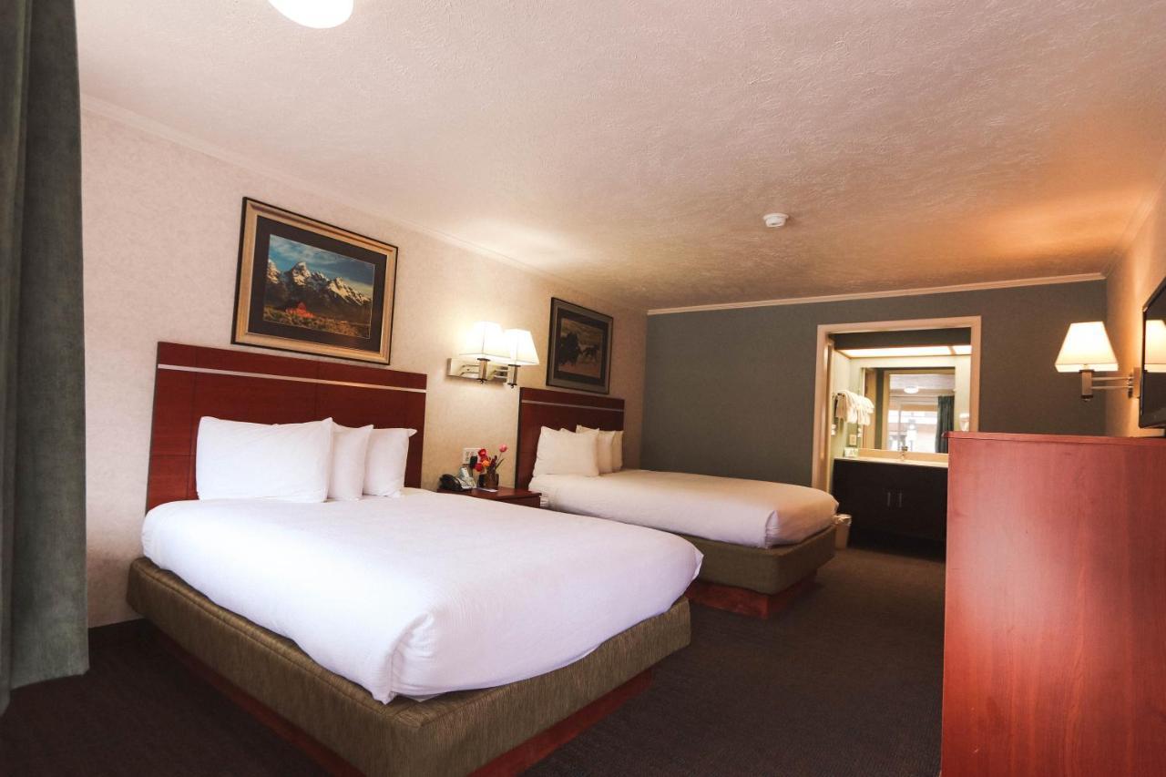 Brandin' Iron Inn West Yellowstone Eksteriør bilde